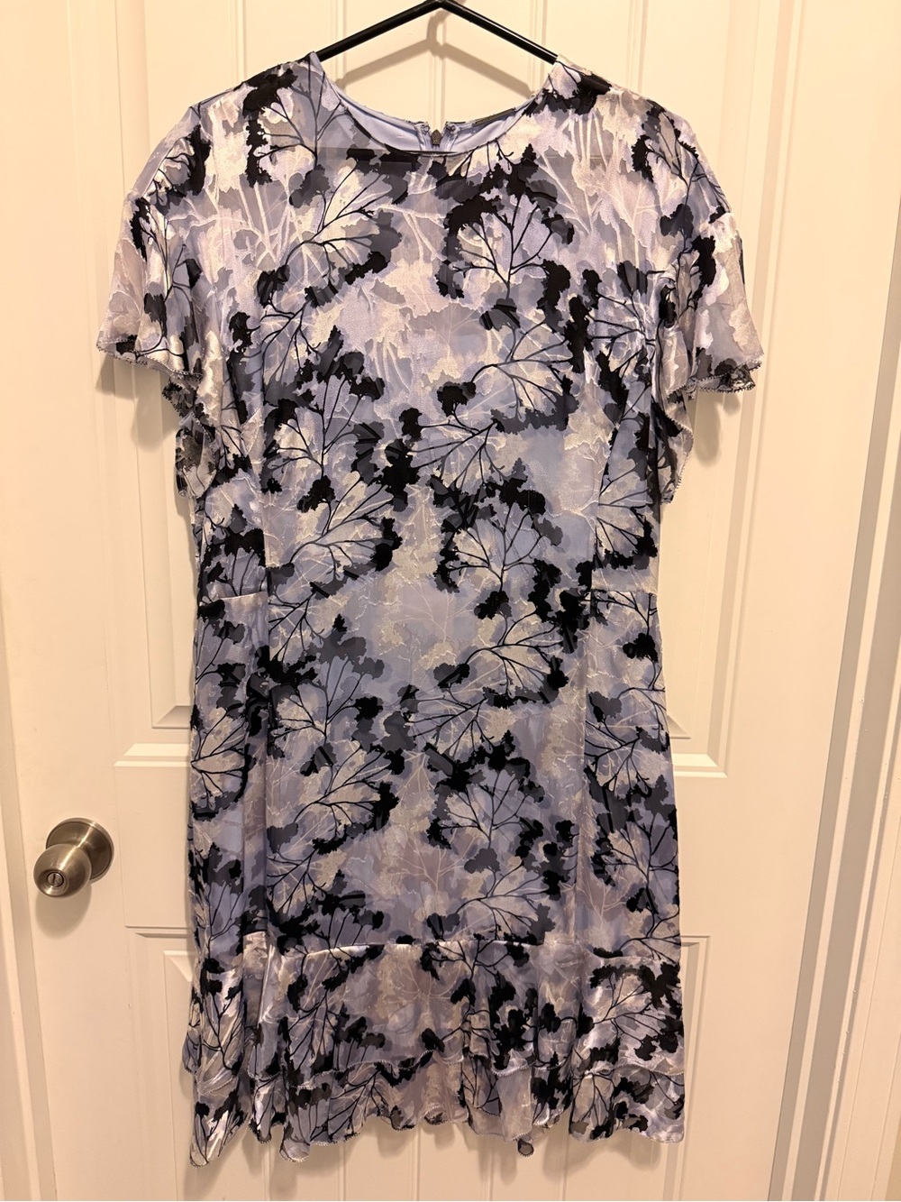 NWT Elie Tahari Yonica Silk Floral Shift Dress Size 14 $398